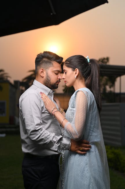 Relaciones Online con Desconocidos Precauciones y Riesgos Asociados