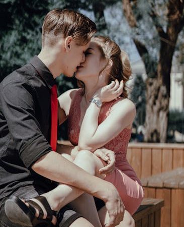 Relaciones virtuales en Managua en la era digital