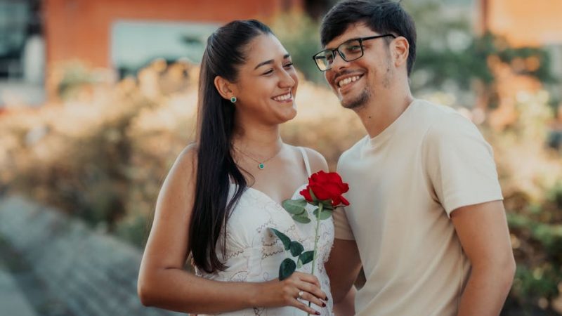 Mejores webs de ligar en línea para encontrar pareja o conocer gente nueva