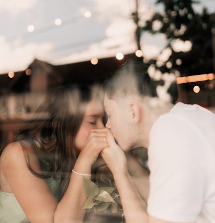 Encuentros Digitales Internacionales: Un Puente hacia la Conexión Global