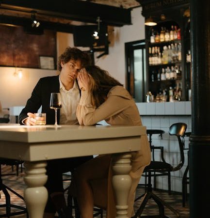 Conocer Chicas para Jóvenes de Manera Saludable y Positiva