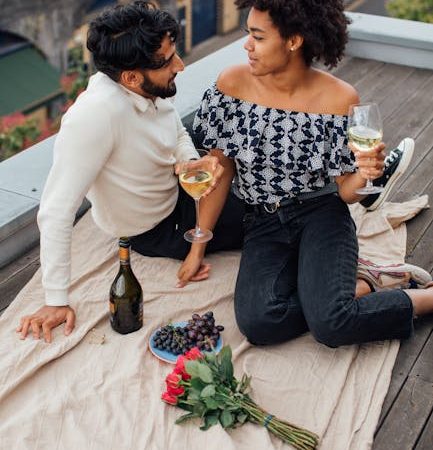 Encontrar Pareja con Premium: Ventajas y Consideraciones Importantes