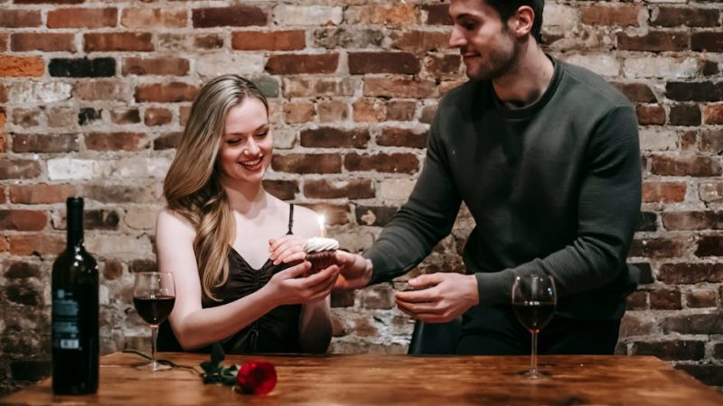 Buscar Pareja con Seguro en la Era Digital