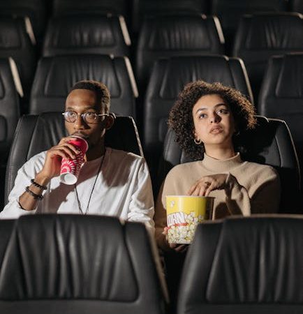 Buscar amigos siendo joven importancia y consejos prácticos