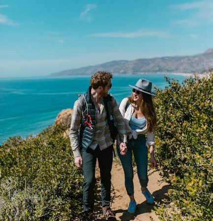 Descubrir Compañeros Online de Manera Fácil y Accesible